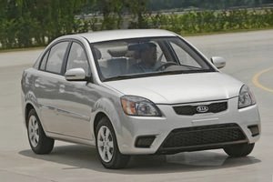 Надёжные авто до 300 000 рублей - ТОП-3